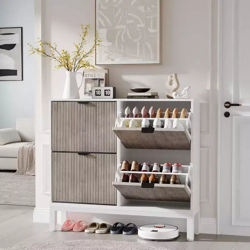 Scarpiera stretta a 4 cassetti con gambe in metallo, Nero e Rovere / Bianco e Grigio / Bianco e Rovere, Contiene 32 paia