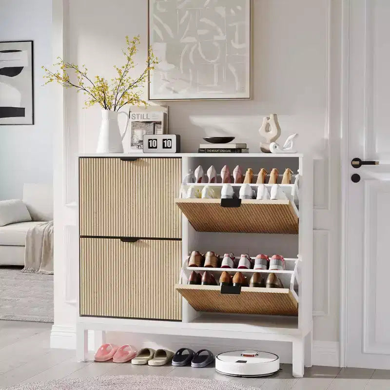 Scarpiera stretta a 4 cassetti con gambe in metallo, Nero e Rovere / Bianco e Grigio / Bianco e Rovere, Contiene 32 paia