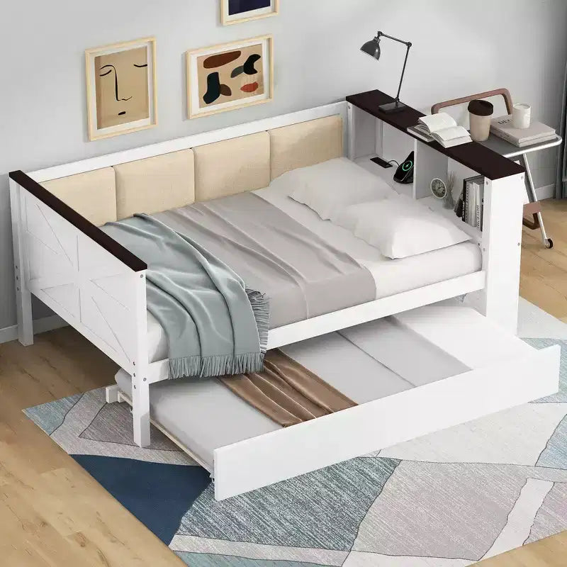 Divano-letto imbottito grigio e in legno naturale con letto estraibile, per 2 persone