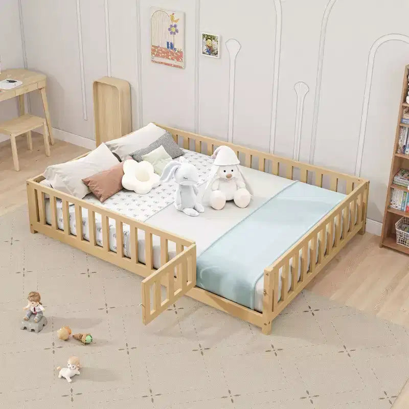Letto a pavimento per bambini, completo, con porta e sponde, grigio/naturale, per 1 bambino