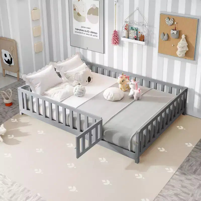 Letto a pavimento per bambini, completo, con porta e sponde, grigio/naturale, per 1 bambino